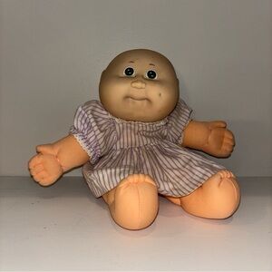 Vintage 1985 Coleco Cabbage Patch Kids Doll with Outfit